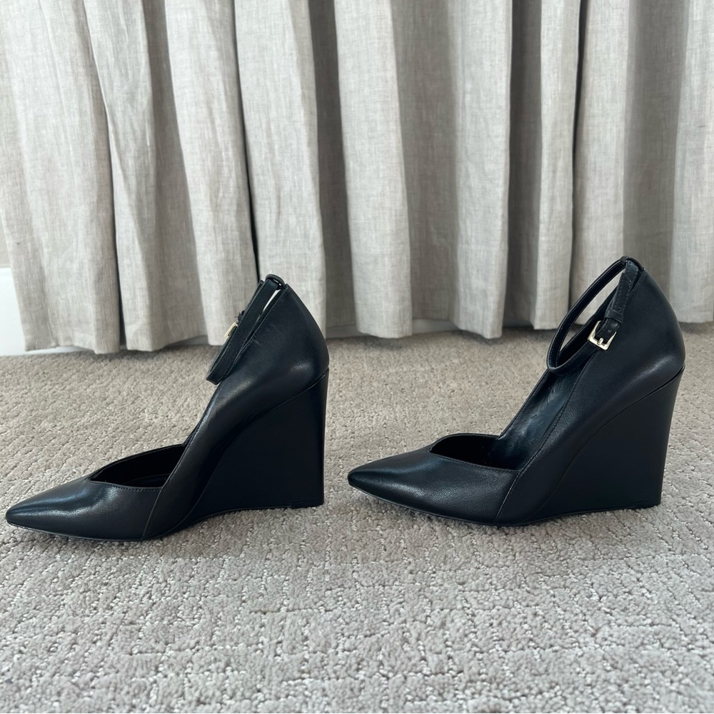 Nine West Eviee Black Leather Wedge Pumps - Picture 5 of 12